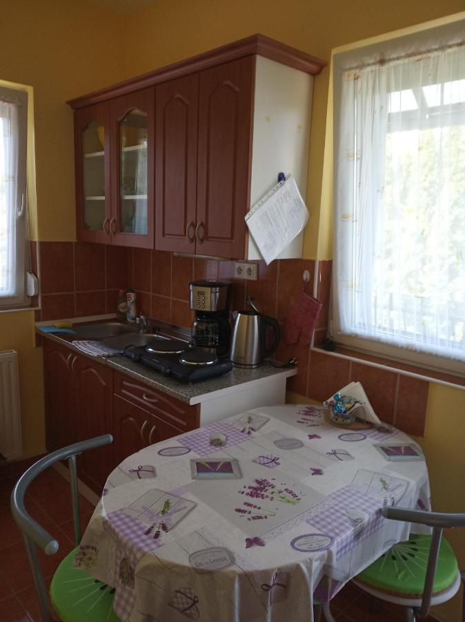 Atlas Apartman Buk Exterior photo